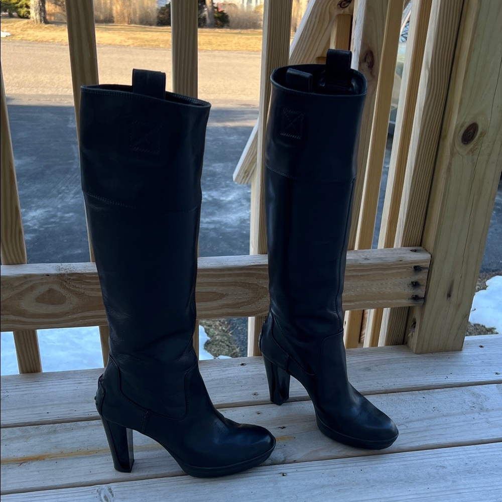 TODS Classic Black Leather Knee-High Boots